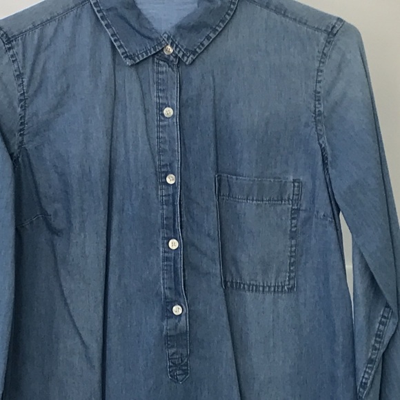 Old Navy brand Ladies Denim Dress - Picture 2 of 9